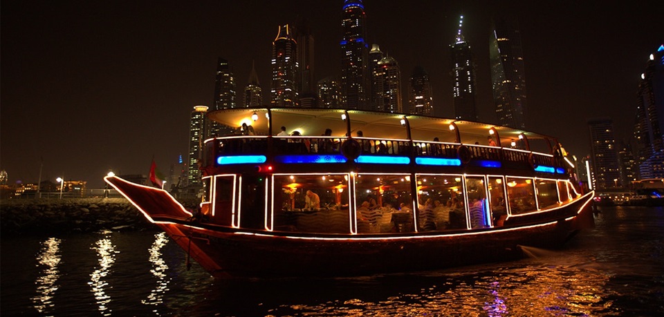 Dhow Cruise In Dubai Creek